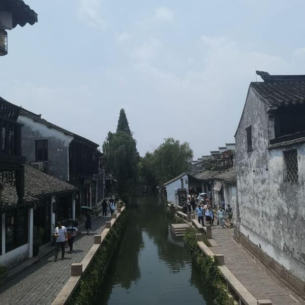 逃离遗弃的建筑3